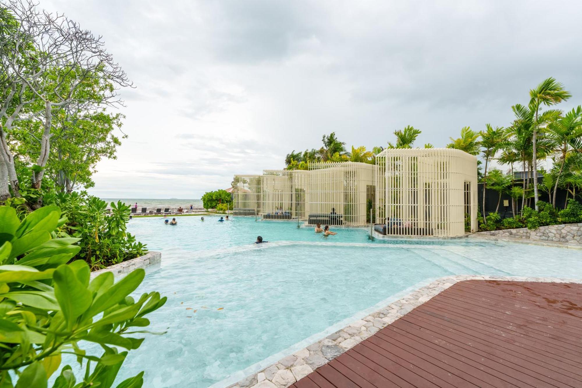 Veranda Residence By Ning Jomtien Beach Buitenkant foto
